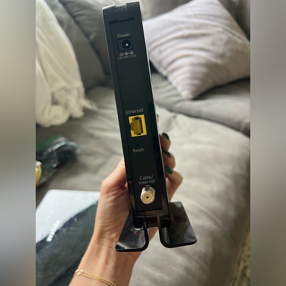 Netgear Black Wireless Router and Modem Bundle - Picture 3 of 5